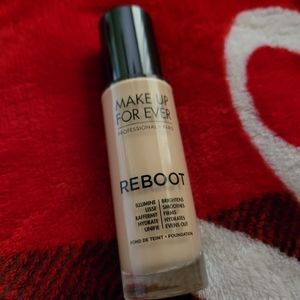 Makeup forever reboot foundation in shade Y244